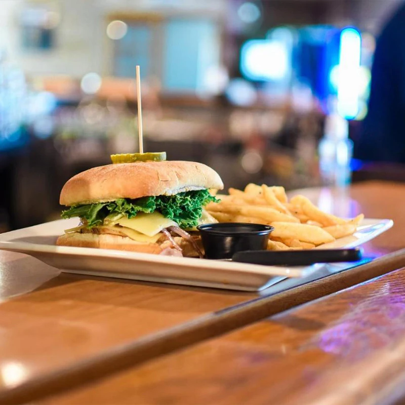 fox hills golf course mishicot wi restaurant